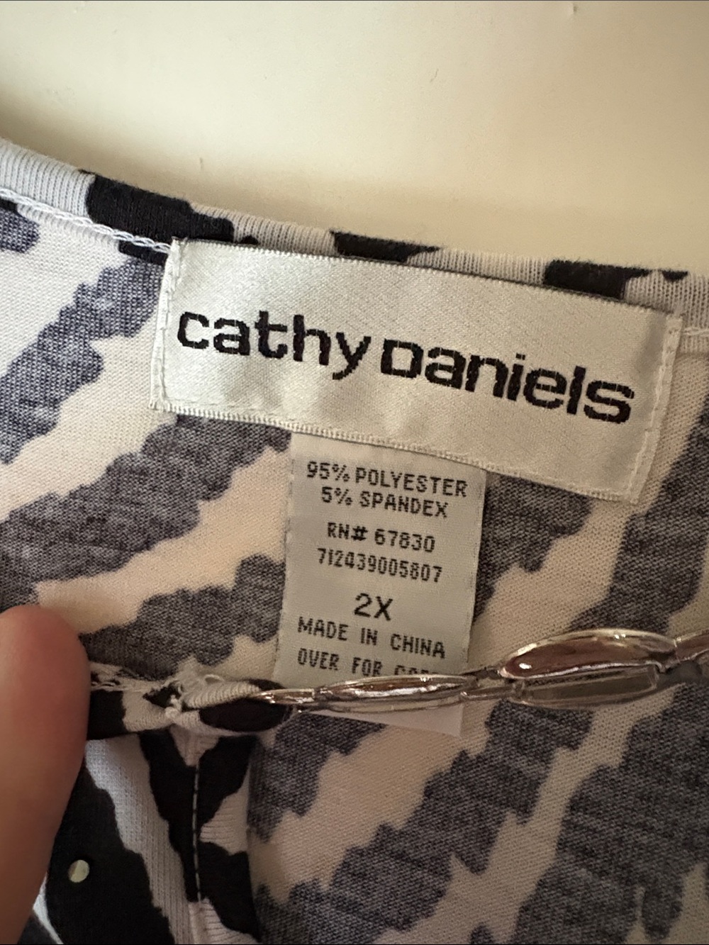 Cathy Daniels Black & White Zebra Stripe Long Sleeve Top - Picture 2 of 5
